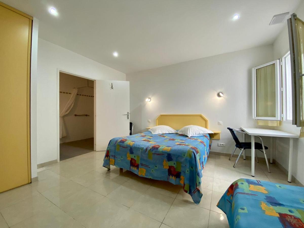 Hotel Myriam Vias Plage Ngoại thất bức ảnh